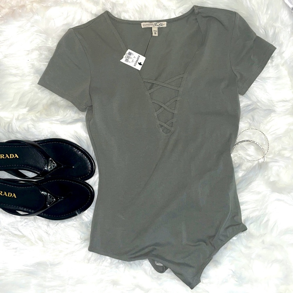 Express green body suit